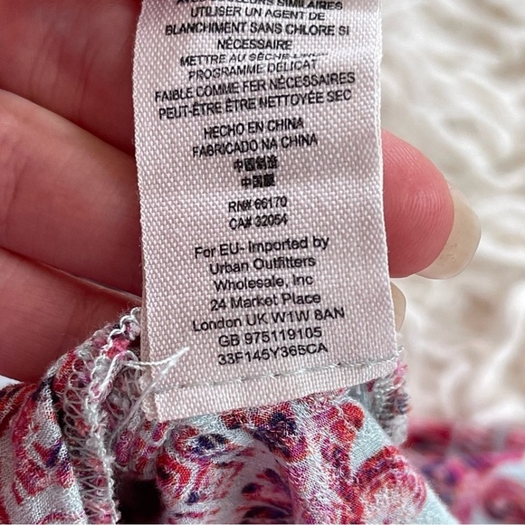 Free People Simone Boho Pocket Batik Print Dress white pink sleeveless Size M - Picture 9 of 11